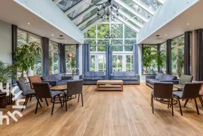 Holiday home with barbecue, garden & terrace - Image 3