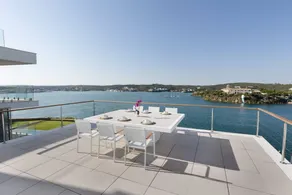 Villa with sauna, garden & private pool | Mountain view | Suitable for remote work - Image 2