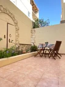 Child-friendly big holiday home with garden | Near Għar Dalam | City view - Image 5