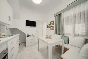 Beautiful apartment | Perfect for remote work - Image 3