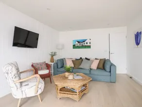 Cottage with garden | Beach view - Image 5
