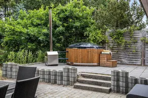 Holiday home with terrace, hot tub & barbeque - Image 2