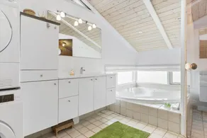 House with sauna, BBQ & jacuzzi | Pets allowed - Image 5