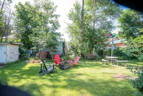 Stunning Cottage with Fireplace in Lawartha Lakes, Ontario - Image 5