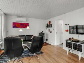 Fully equipped beautiful holiday home with barbeque & terrace | Close to the beach - Image 5