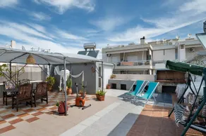 Family-friendly house with barbeque, garden & terrace | Sea view | Dogs allowed - Image 2