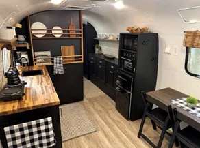 Luxurious Remodeled Airstream with Wraparound Deck and Spa near Honey Grove, Texas - Image 3