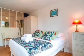 Family-friendly holiday apartment with garden & terrace - Image 5