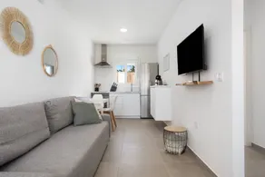 Appartement de vacances avec terrasse, piscine privée et jardin - Image 5