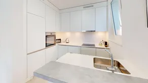 Bright & Airy 1-Bed Apartment with 2 Bathrooms - Lausanne City Centre - Image 4