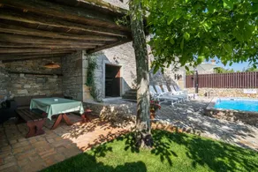 Charming villa with private pool, garden & BBQ | Pet-friendly - Image 5