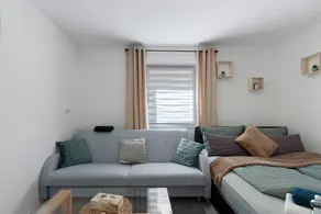 Apartment 'Fewo Am Berneckstrand' with Shared Garden and Wi-Fi - Image 2