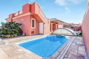 Geräumige Villa "Don Rodrigo" mit WLAN, Garten, Terrasse und Pool - Image 2