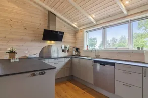 Fully equipped big holiday home with hot tub, terrace & sauna | Pet-friendly - Image 4