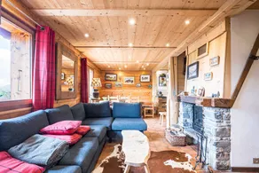 Fully equipped chalet with garden, pool & jacuzzi | Garden view - Image 4