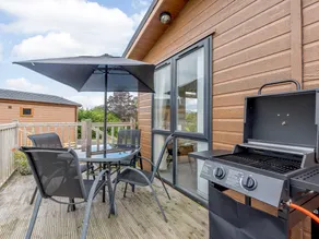 Child-friendly cottage with garden & barbeque | River view | Pets are welcome - Image 2