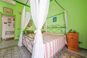 Chambre privée avec internet haut débit et terrasse | Vue ville - Image 5