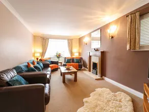 Cottage with garden - Image 3