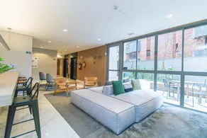 Apartment with garden - Image 3