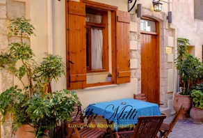 Villa with garden & terrace | City view | Perfect for remote work - Image 3