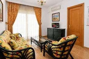 Voll ausgestattetes Apartment mit Terrasse | Neben dem Strand - Image 3
