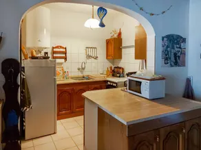 House with garden, BBQ & terrace - Image 4