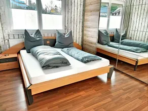 Flat with terrace | Garden view - Image 5