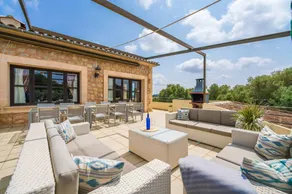 Holiday home with barbecue, private pool & terrace - Image 4