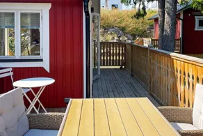 House with terrace, BBQ & garden - Image 5