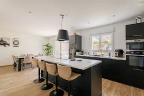 Family-oriented charming house with garden, barbeque & terrace - Image 2