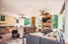 Holiday home with garden, terrace & private pool - Image 5