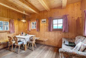 Berghütte 'Laffaa' mit Bergblick und Privatem Garten - Image 2