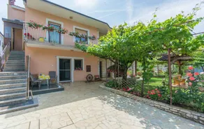 Holiday flat with terrace, 300m from the sea - Image 5