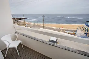 Charmante chambre privée avec internet haut débit | Vue plage | À côté de la plage - Image 2