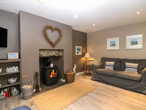 Family-oriented beautiful cottage with garden | Beach view | Beach nearby | Dogs allowed - Image 3