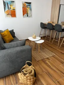 Vacation Home "Amber L5" with Sea View & Wi-Fi - Image 5