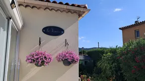 Guest Rooms 'Le Paradis' with Shared Pool, Wi-Fi and Air Conditioning - Image 3