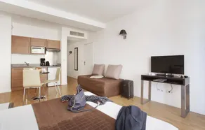Agréable studio convivial et familial avec terrasse | Vue ville | Plage à proximité | Avec animaux bienvenus - Image 5