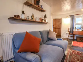 Fully equipped lovely cottage with garden - Image 5