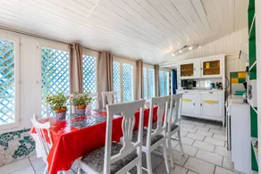 Family-friendly cottage with pool, terrace & garden | Garden view - Image 4