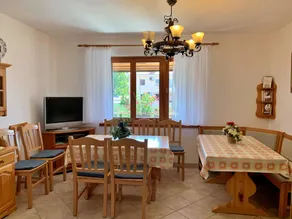 Apartment with BBQ, terrace & garden | Garden view - Image 3