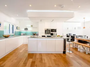 Wonderful cottage with barbecue, terrace & garden - Image 2