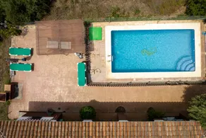 Voll ausgestattetes charmantes Ferienhaus mit privatem Pool, Grill und Terrasse | Bergblick | Perfekt für die Arbeit von Zuhause | Haustiere erlaubt - Image 4