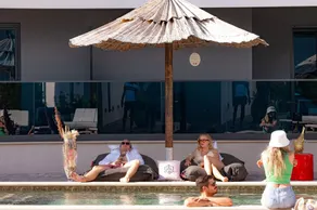 Children-friendly flat with garden, terrace & pool | Beach nearby - Image 5