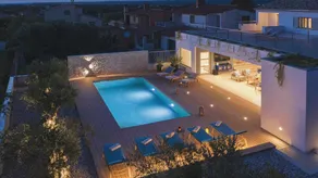 Voll ausgestattete Wohnung mit Garten, Pool und Terrasse - Image 2