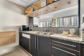 Appartement convivial et familial avec piscine - Image 5