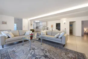 Talblick Apartment: Mountain Views, Private Terrace & Wi-Fi - Image 5