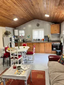 House with garden - Image 3