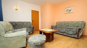 Holiday apartment with terrace, pool & BBQ | Sea view - Image 5