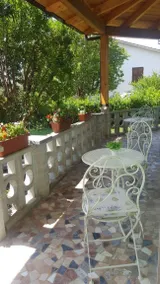 Fully equipped flat with terrace, garden & BBQ | Garden view | Good for workation | Dogs allowed - Image 3